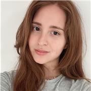 Lehrerin und Tutorin für Spanisch, Englisch, Italienisch und Kunst!